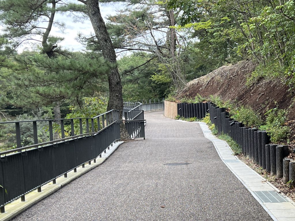 ジブリパーク 5エリア どんどこ森